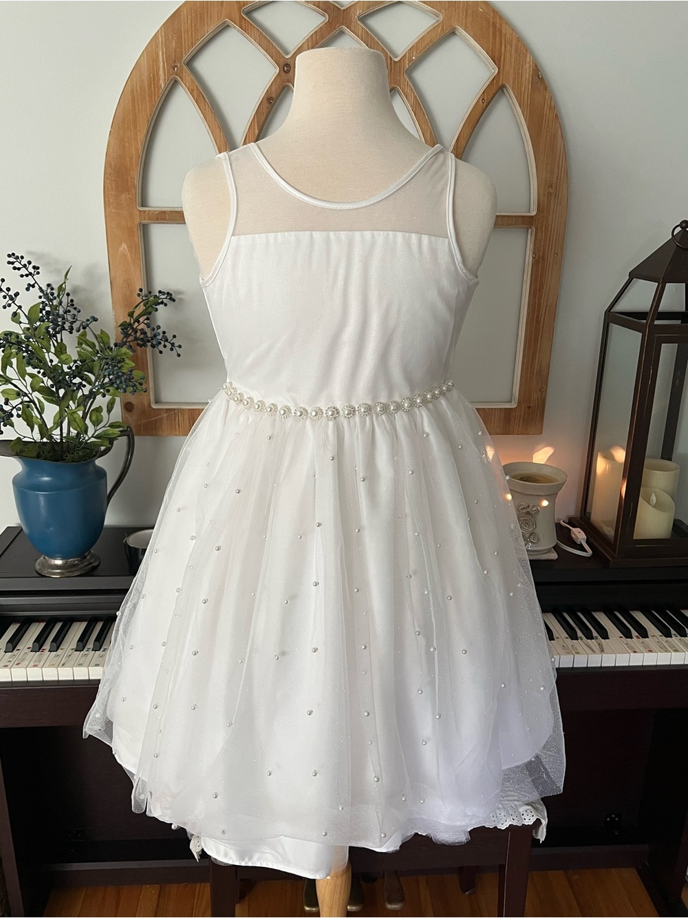 Girls White Pearl-Trim Tulle Party Dress